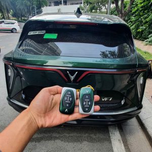 Làm chìa khoá xe ô tô Vinfast VF7