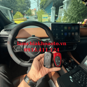 Làm chìa khoá xe ô tô Vinfast Vf8
