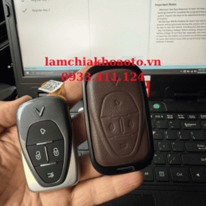 Làm chìa khoá xe ô tô Vinfast VF7