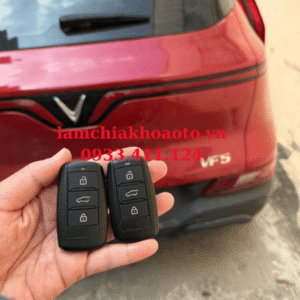 Làm chìa khoá xe ô tô Vinfast Vf5