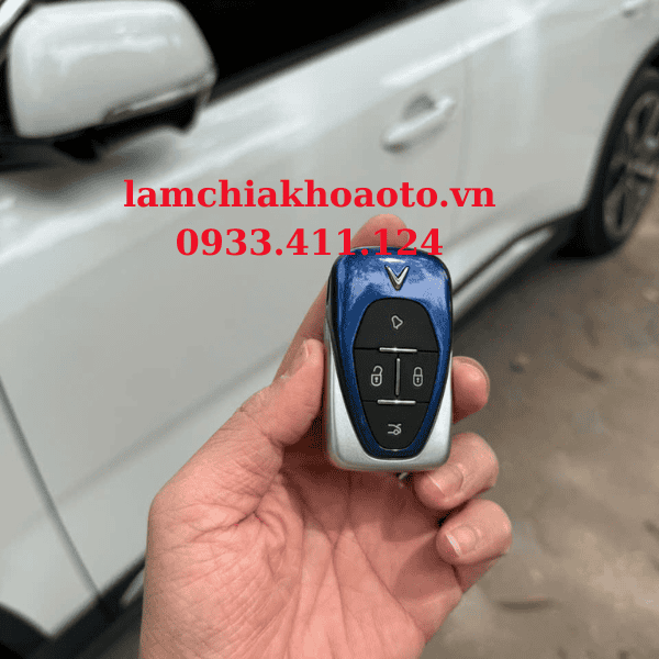 Quy trình làm chìa khoá xe VinFast VF9
